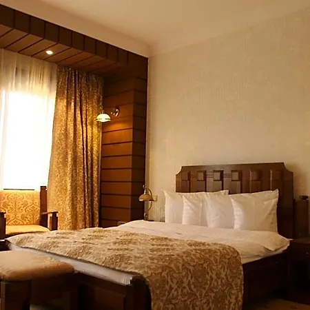 Anette & Hotel 4*